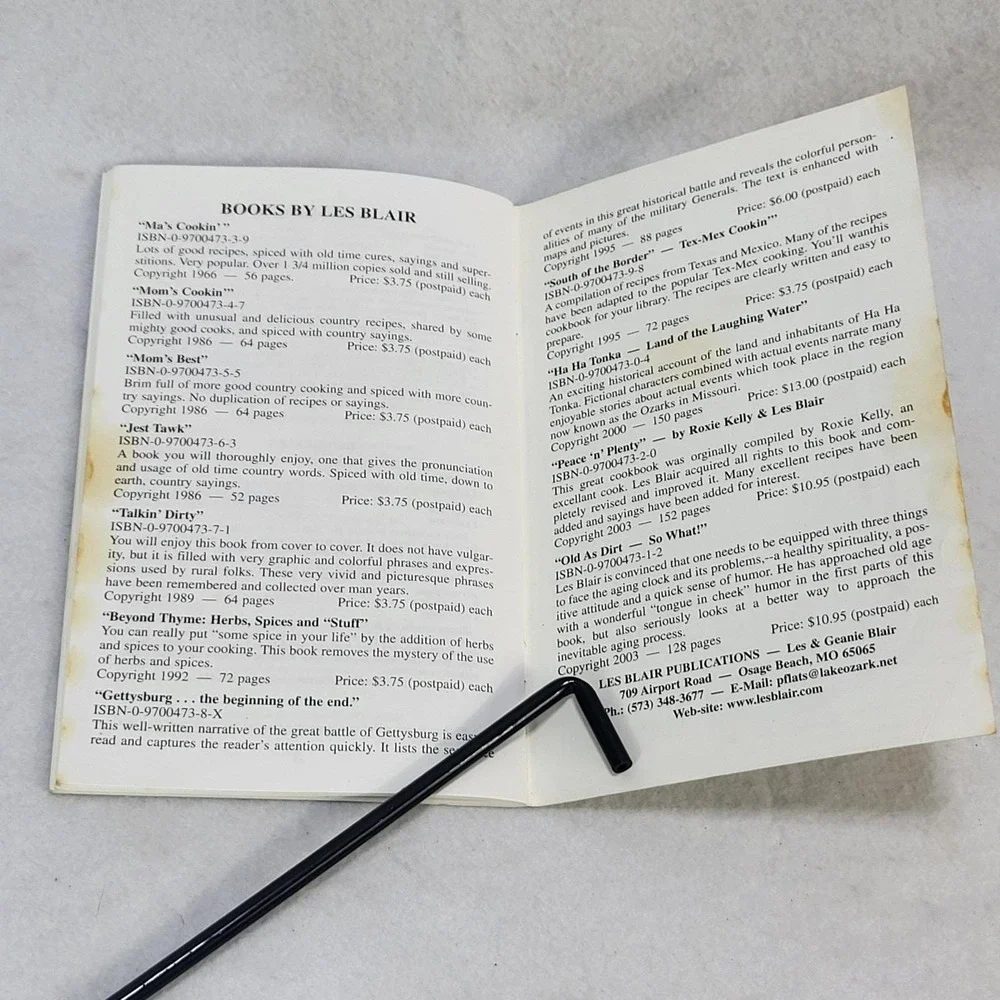 Mom's Cookin' Spiced With Country Sayin's 1986 Ozark Maid Cookbook Les Blair